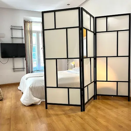 Apartment 2 Bedroom - Bairro Alto Lisbon