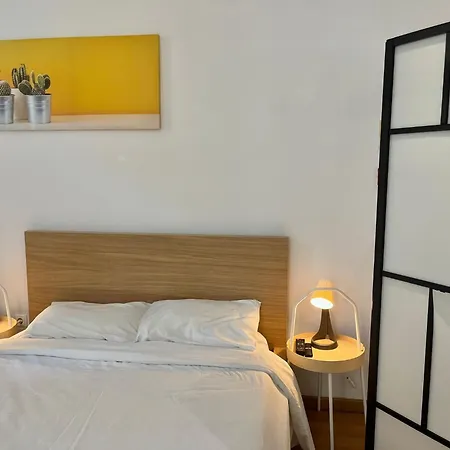 Apartment 2 Bedroom - Bairro Alto *