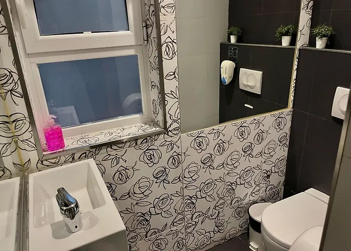 2 Bedroom - Bairro Alto Apartment Lisbon