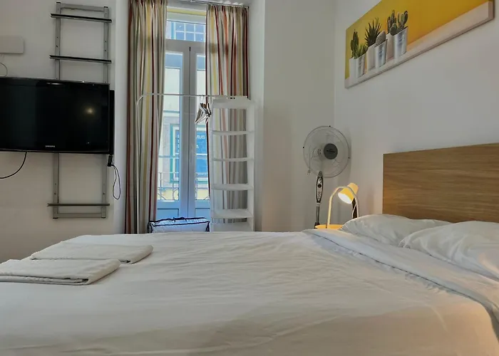 Apartment 2 Bedroom - Bairro Alto